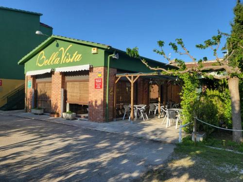 Santa Pau House | Alberg Restaurant Bellavista