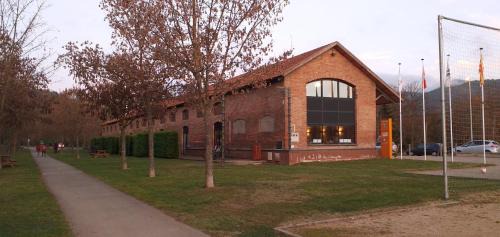 Sant Joan de Les Abadesses Hostel | Alberg Sant Joan de les Abadesses Xanascat