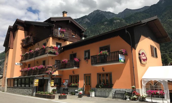 Piedilago Hotel | Albergo Del Ponte
