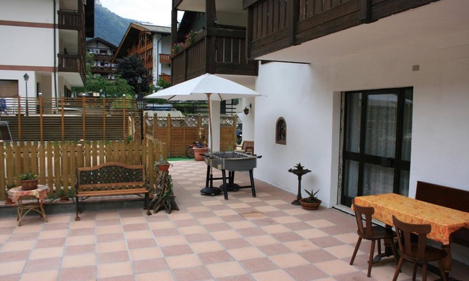Campitello di Fassa Hotel | Albergo Garni Defrancesco