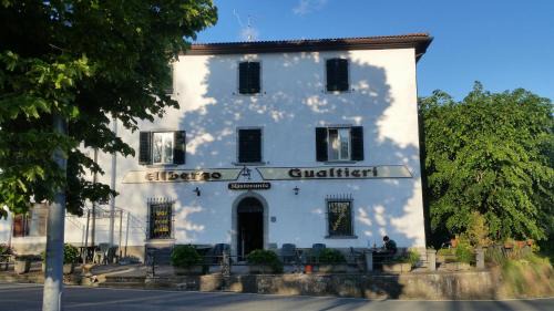 Barberino di Mugello Hotel | Albergo Ristorante Gualtieri