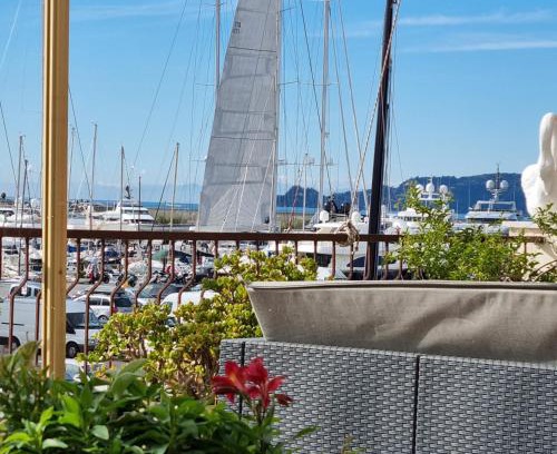 Rezza Hotel | Albergo Stella Di Mare