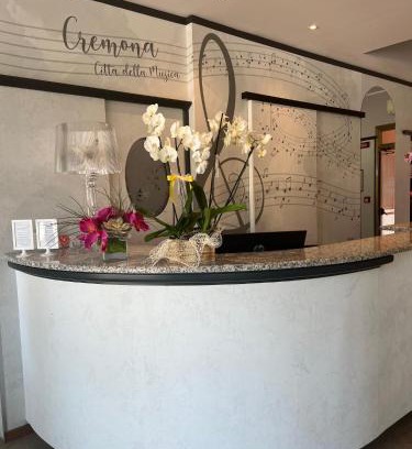 Cremona Hotel | Albergo Visconti