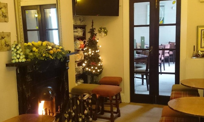 Peterhead Hotel | Albert Hotel