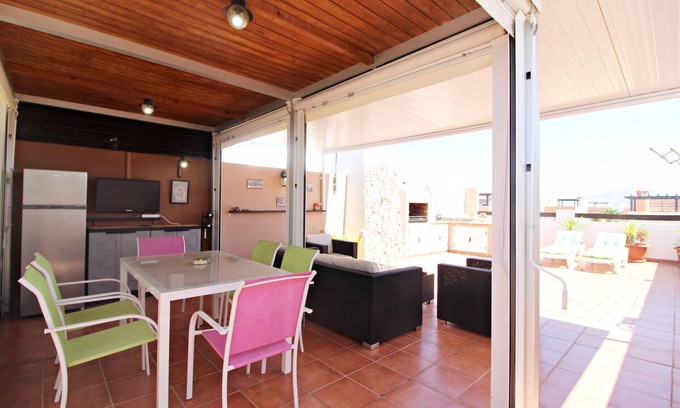 Vera Beach Apartment | Alborada 2º317 - 150m beach, WiFi, solarium