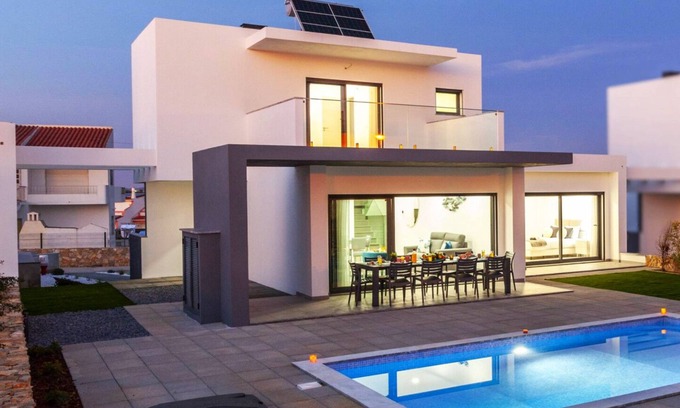 Castelo Villa | Albufeira: Heatable Pool, Games & BBQ