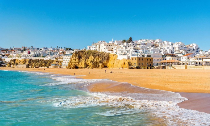 Areias de Sao Joao Apartment | Albufeira Twins 3 With Pool by Homing