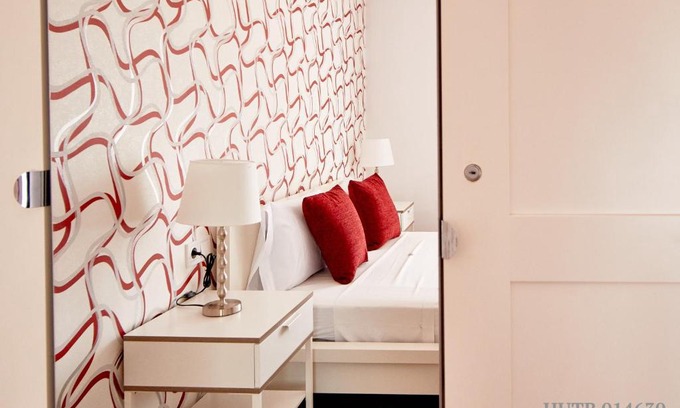 Barcelona Apartment | Alcam Barbera del Valles