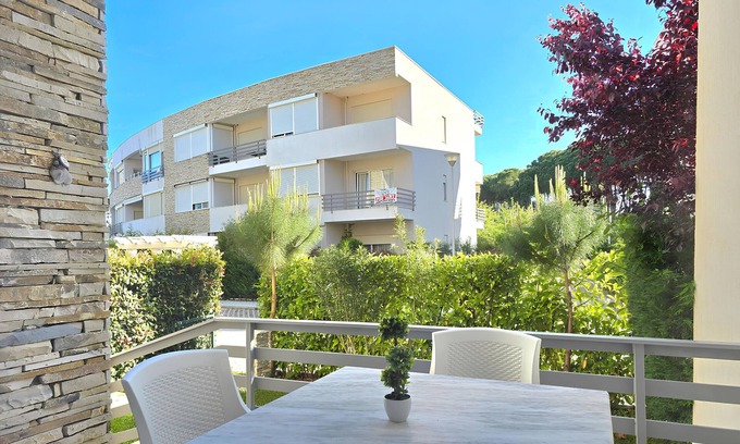 Ishem Apartment | ALD126 - Isai