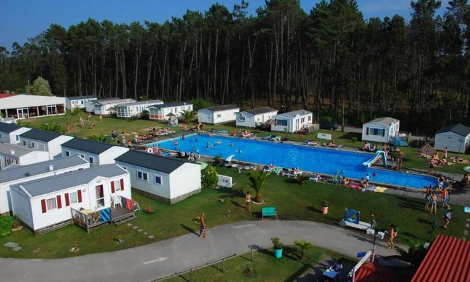 Burinhosa House | Aldeamento Turístico, Situado no Pinhal de Leiria,. vem Conhecer-nos