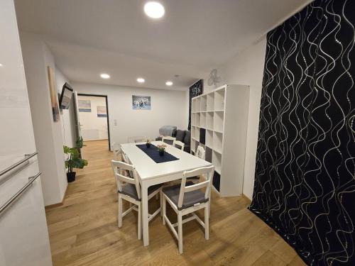 Aldrans Apartment | Aldrans Apartment with 3 bedrooms
