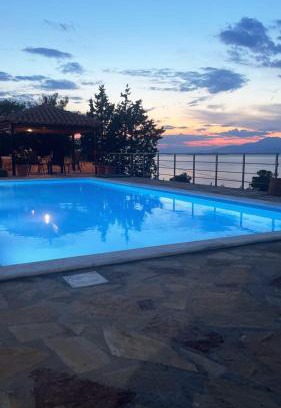 Platistomo Apartment | Alepochori Apartments