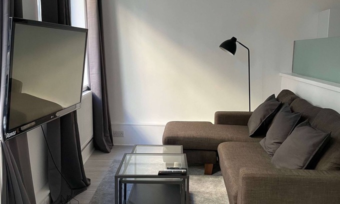 Bunhill Apartment | Alex | 2 BDR London Apartment