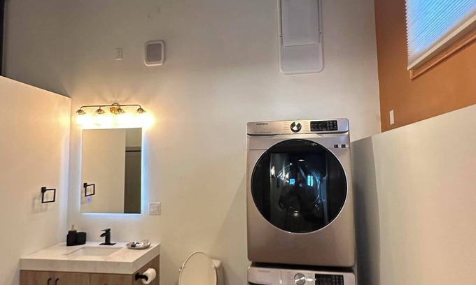 Wellesley Island Apartment | Alex Bay Waterside
