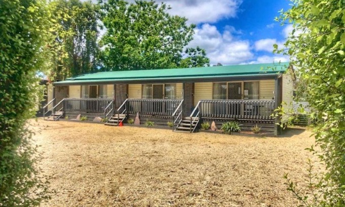 Alexandra House | Alexandra Parklife Studio 4