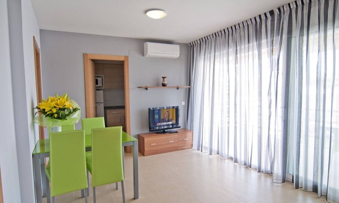 Salou City Centre Apartment | Alexis plus Zeus Salou 3121