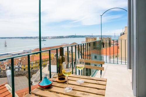Se Apartment | Alfama Terrace River View by LovelyStay