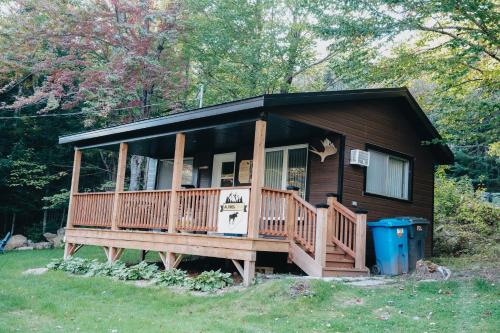 Frampton Ski Chalet | Alfred Shack - Chalet Miller Zoo