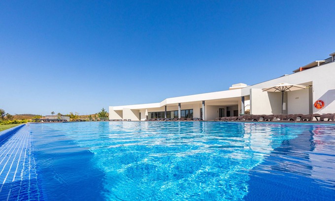 Barracao Hotel | Algarve Race Resort Apartments