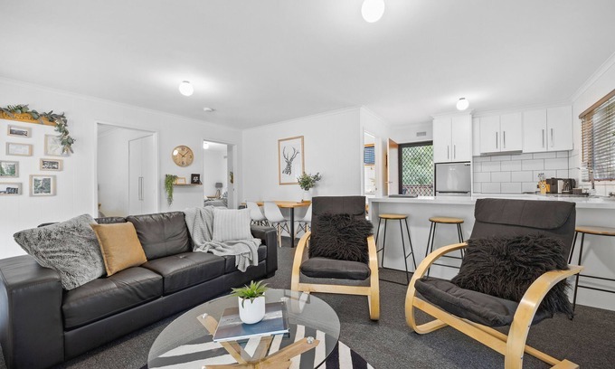 Halls Gap House | Algona Views