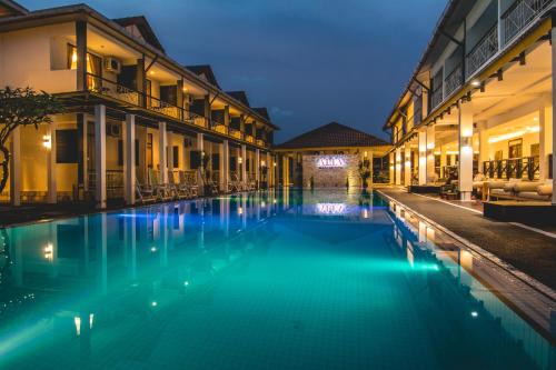 Kuala Teriang Resort | Alia Residence Business Resort