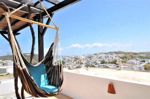 Tripiti Apartment | Alice in Wonderland