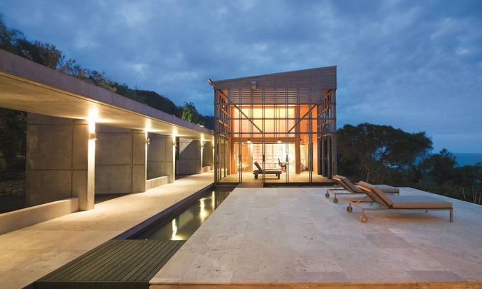 Agnes Water House | Alinghi Beach House - metres from beach
