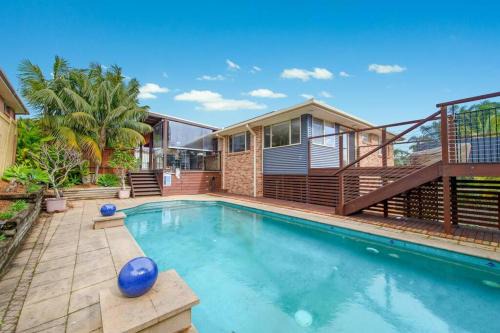 Port Macquarie House | Alkira - comfy home with pool