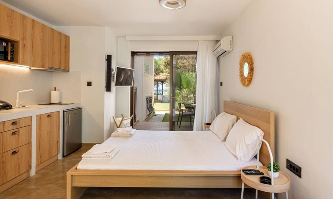 Kontos Apartment | Alkis guest house, super close to sea and restaurants