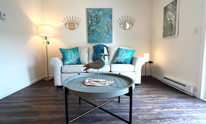 Lake Geneva Condo | @ALL ABOUT THE ZEN@ Downtown Lake Geneva