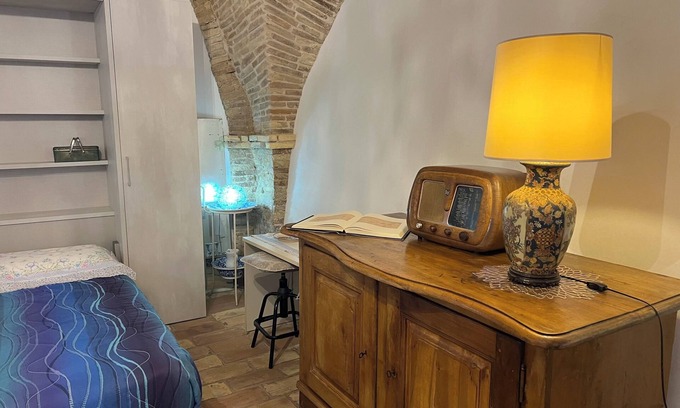 Vasto Apartment | All'Antica Taverna - One Bedroom Apartment, Sleeps 3