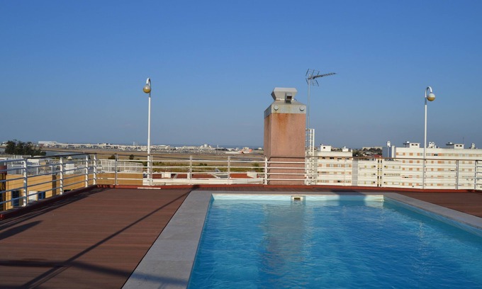 Lumiar Apartment | All in One City Flat