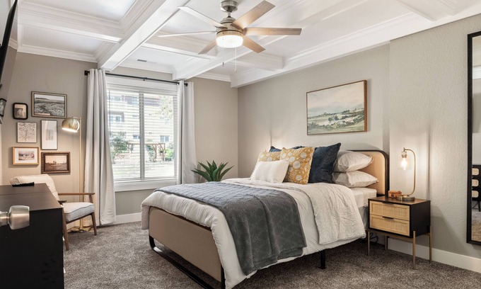 Bountiful Condo | All New Mid-Term, Centrally Located Retreat