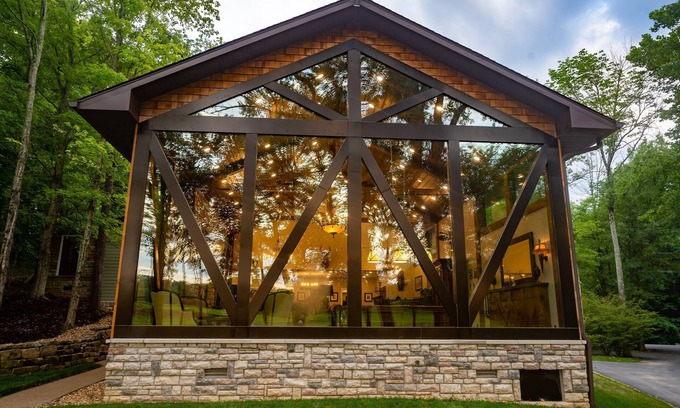 Carbondale House | All Pine Manor Estates Properties Now Open for Thanksgiving!