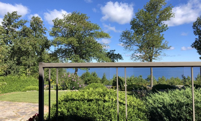 Georgian Bluffs Cottage | All season spectacular water view cottage overlooking Georgian Bay.