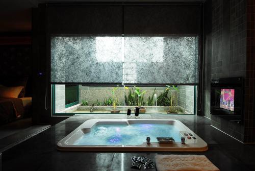 West District Hotel | All-Ur Boutique Motel -Chia Yi Branch