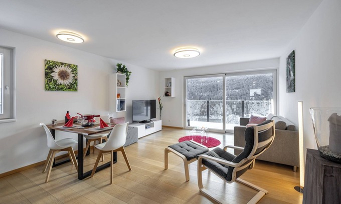 Engadin Scoul Apartment | Allegra and welcome to the vacation apartment Rachögna 7