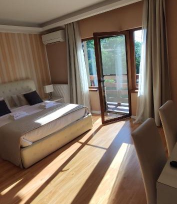 Baile Felix House | Allegra