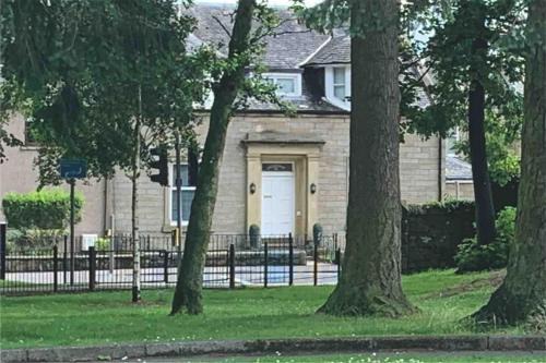 Stirling Apartment | Allerton - Victorian Character Home in Stirling