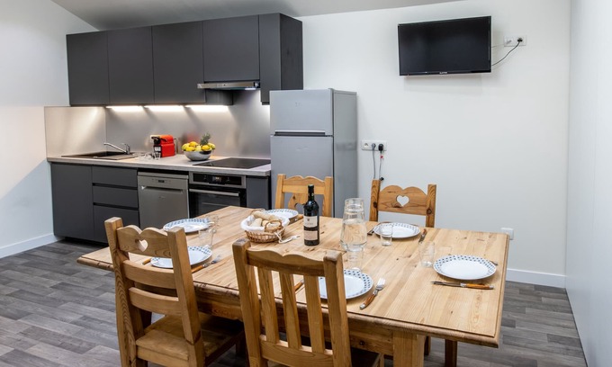 Allevard Apartment | Allevard-les-Bains 2 Bedrooms for 3-5 people, Air conditioning