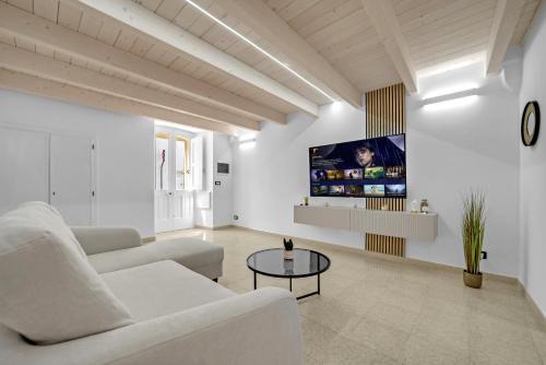 Specchia Apartment | Alloggio incantevole Specchia al centro