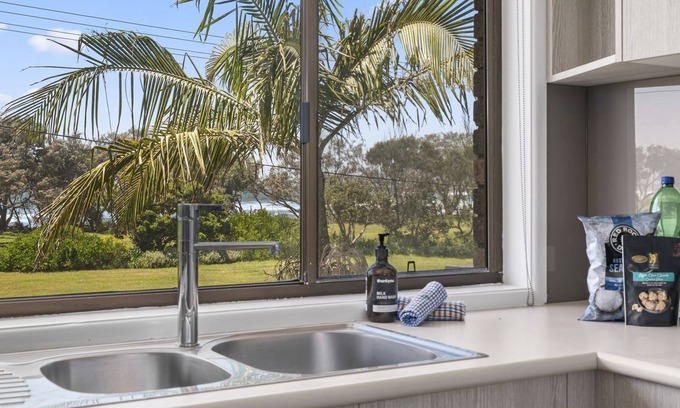 Sandy Beach House | Allure at Sandy beautiful beach front holiday house