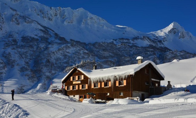 Fontanella Ski Chalet | Alm – Chalet Domig