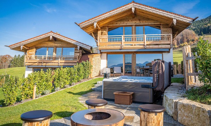 Samerberg House | Alm Chalet Kone, 130 sqm for 4 people, wood-burning stove, box-spring beds