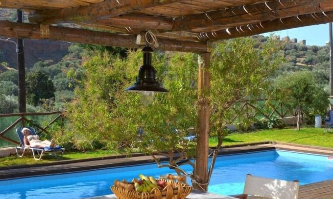Vrouhas Villa | Almond Trees Villas
