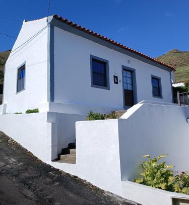 Lajes das Flores House | Alojamento Local M&I