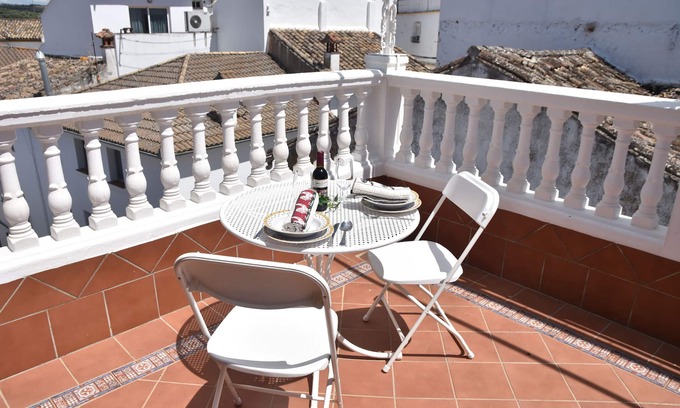 Setenil de las Bodegas House | Alojamiento Rural El Aroma del Dulce en Setenil de las Bodegas Casa Centrica