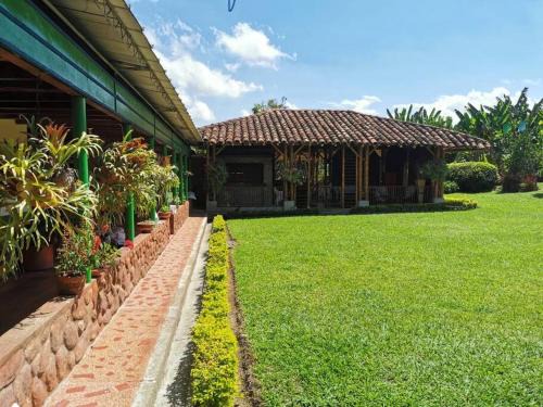 Montenegro House | Alojamiento el Recuerdo