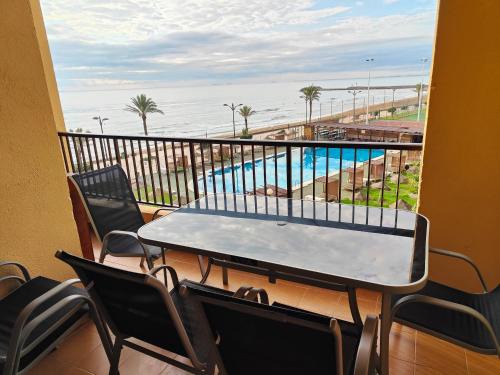 Port Saplaya Apartment | alojamiento entero primera línea port saplaya