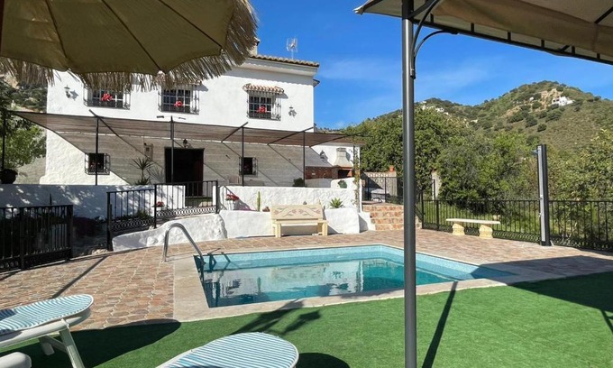 Alora House | Alojamiento Rural El Paraíso del Chorro